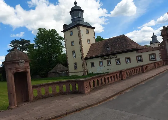 Moderne In An Der Weser Höxter